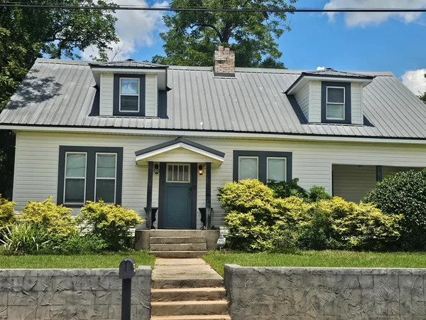$179,900 | 373 East College Street, Ozark, AL 36360