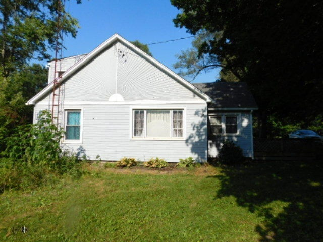 402 Fleming Road Tekonsha, MI 49092 - Photo 8 of 27 DSCN1158