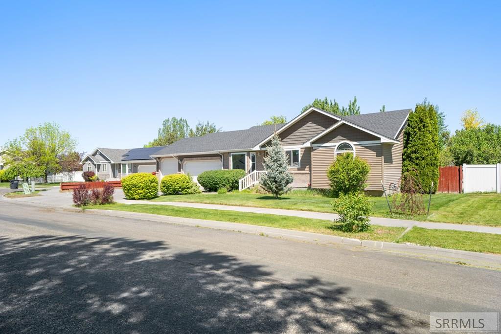 3845 Ridgeview Circle Ammon, ID 83406 - Photo 65 of 66