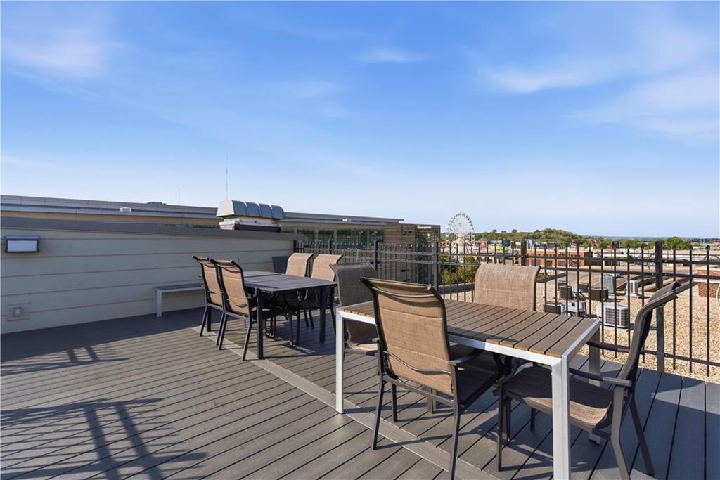 360 West Pershing Road, Unit 30 Kansas City, MO 64108 - Photo 23 of 28