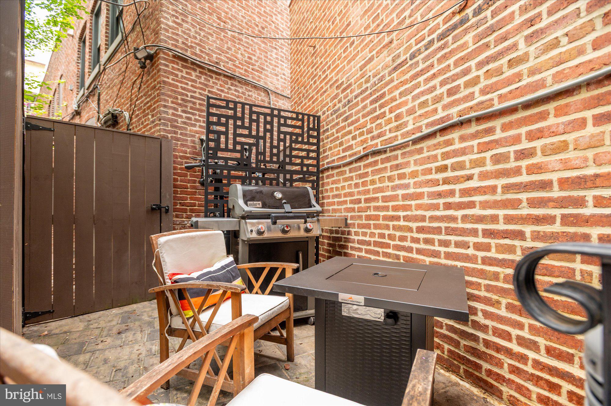 2150 Florida Avenue Northwest, Unit 1 Washington, DC 20008 - Photo 16 of 23 a outdoor view with a sitting space