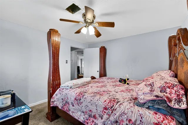 $949,000 | 1013 Battlebell Road, Highlands, TX 77562