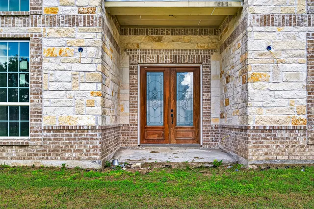 $949,000 | 1013 Battlebell Road, Highlands, TX 77562