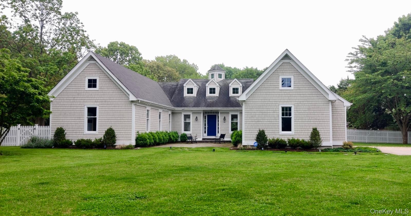 70 South Country Road Bellport, NY 11713 - Photo 2 of 35