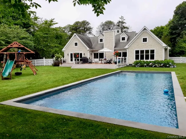 $65,000 | 70 South Country Road, Bellport, NY 11713