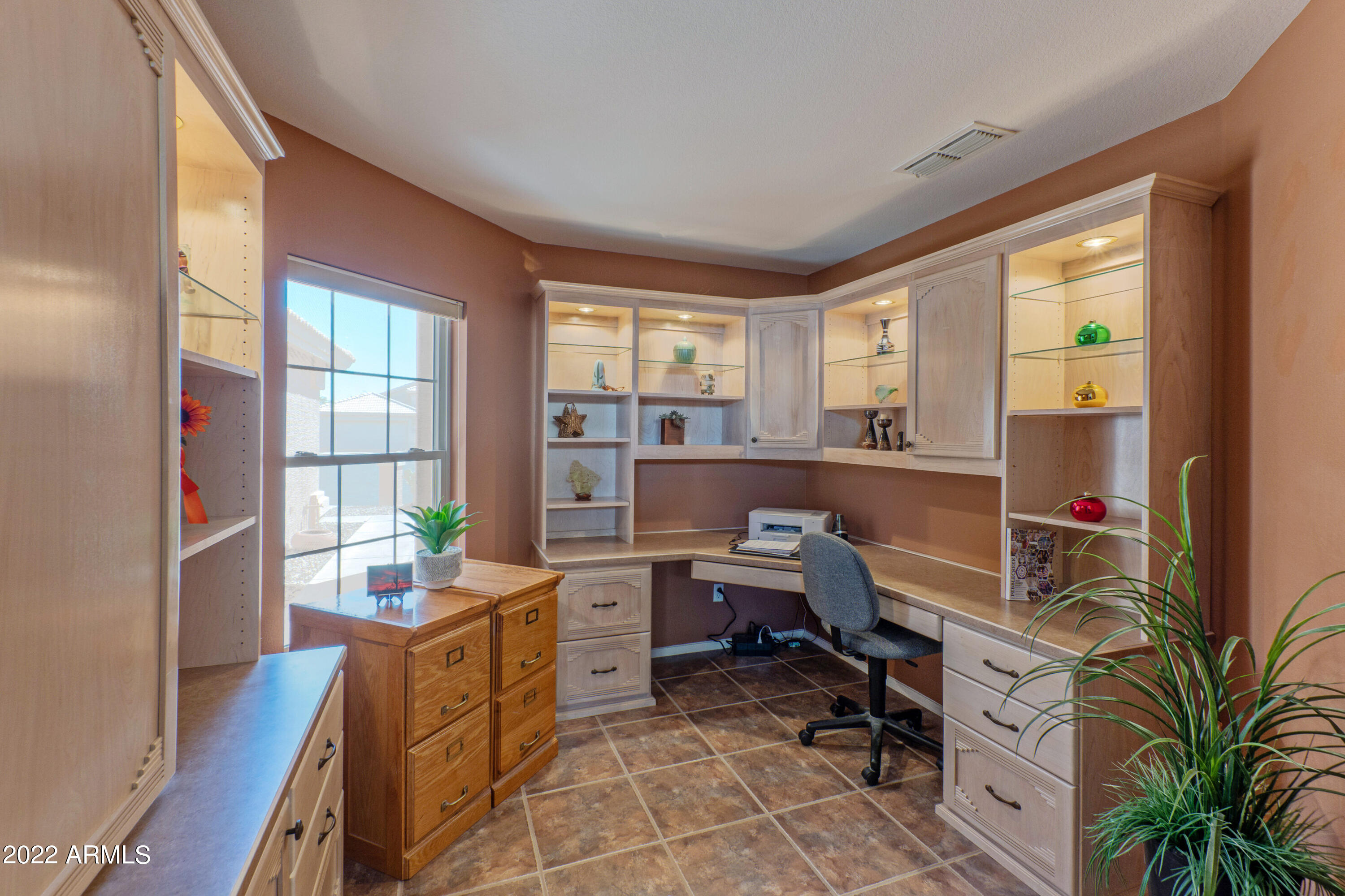 14788 Piccadilly Road Goodyear, AZ 85395 - Photo 5 of 21 14788 W-003-016-Office-MLS_Size