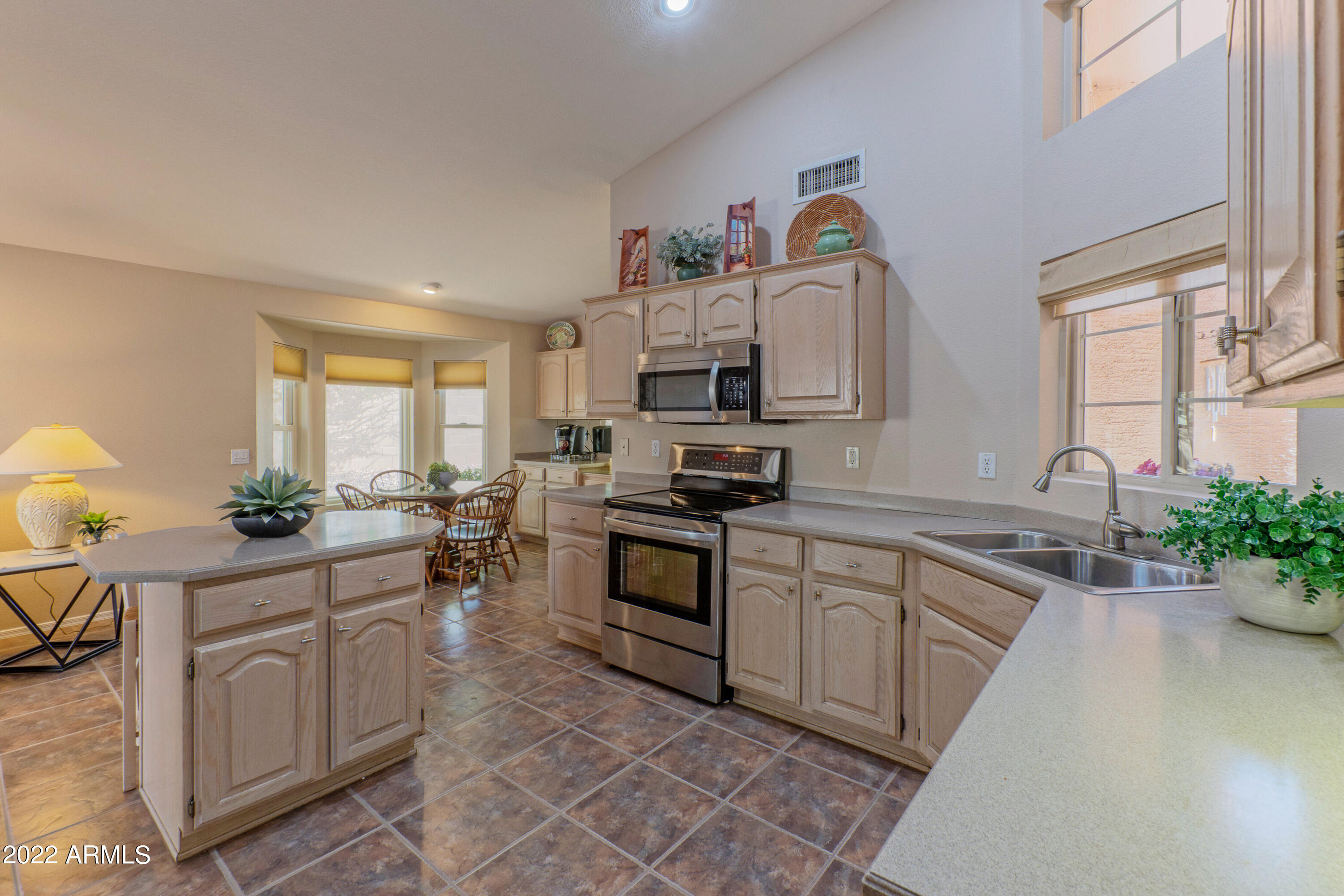 14788 Piccadilly Road Goodyear, AZ 85395 - Photo 9 of 21 14788 W-008-021-Kitchen 3-MLS_Size
