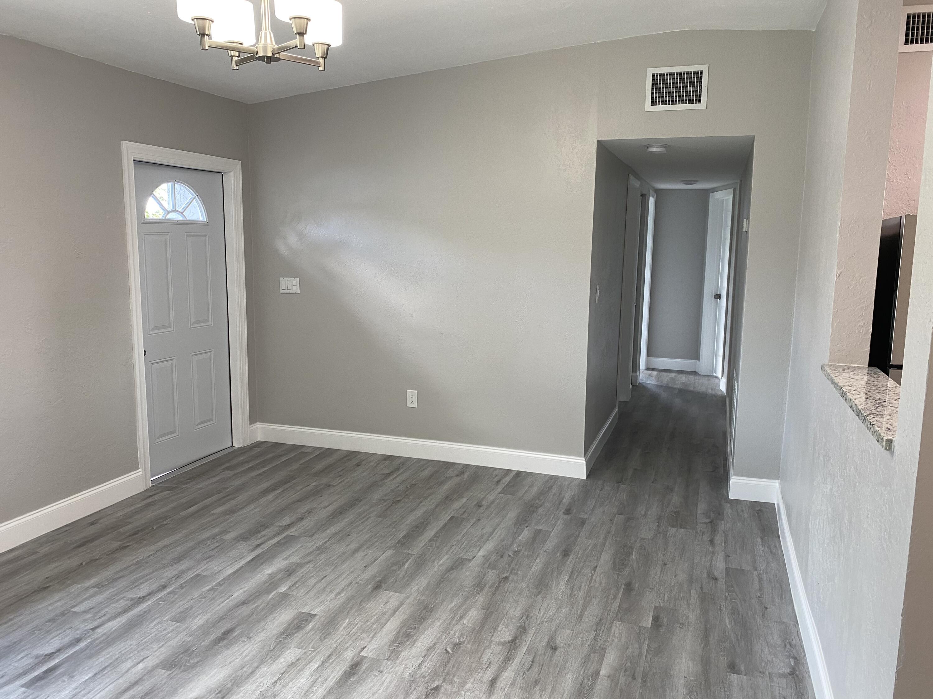 3906 Nowata Road Lake Worth, FL 33462 - Photo 31 of 34 sala 2