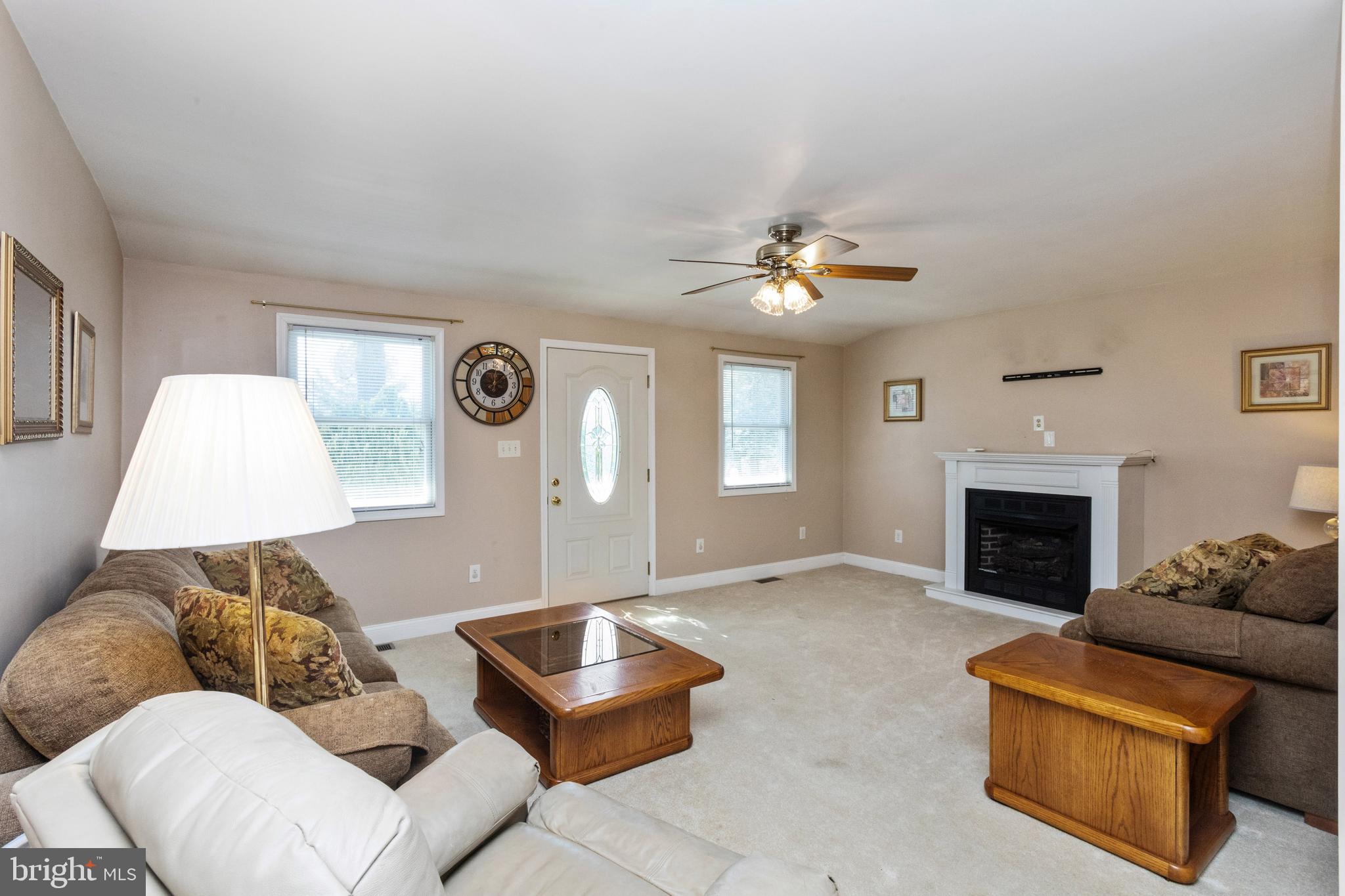 335 Sassafras Road Baltimore, MD 21221 - Photo 8 of 34