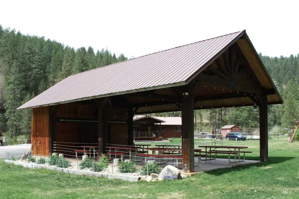 $1,800,000 | 3193 Highway 21, Boise, ID 83716