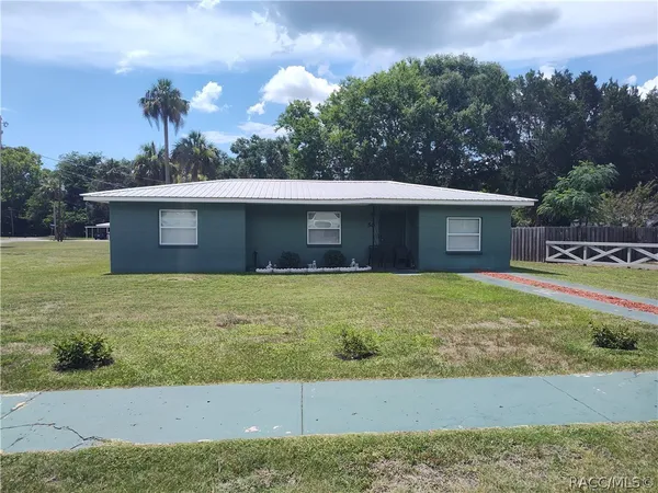 $230,000 | 50 Risher Avenue, Inglis, FL 34449