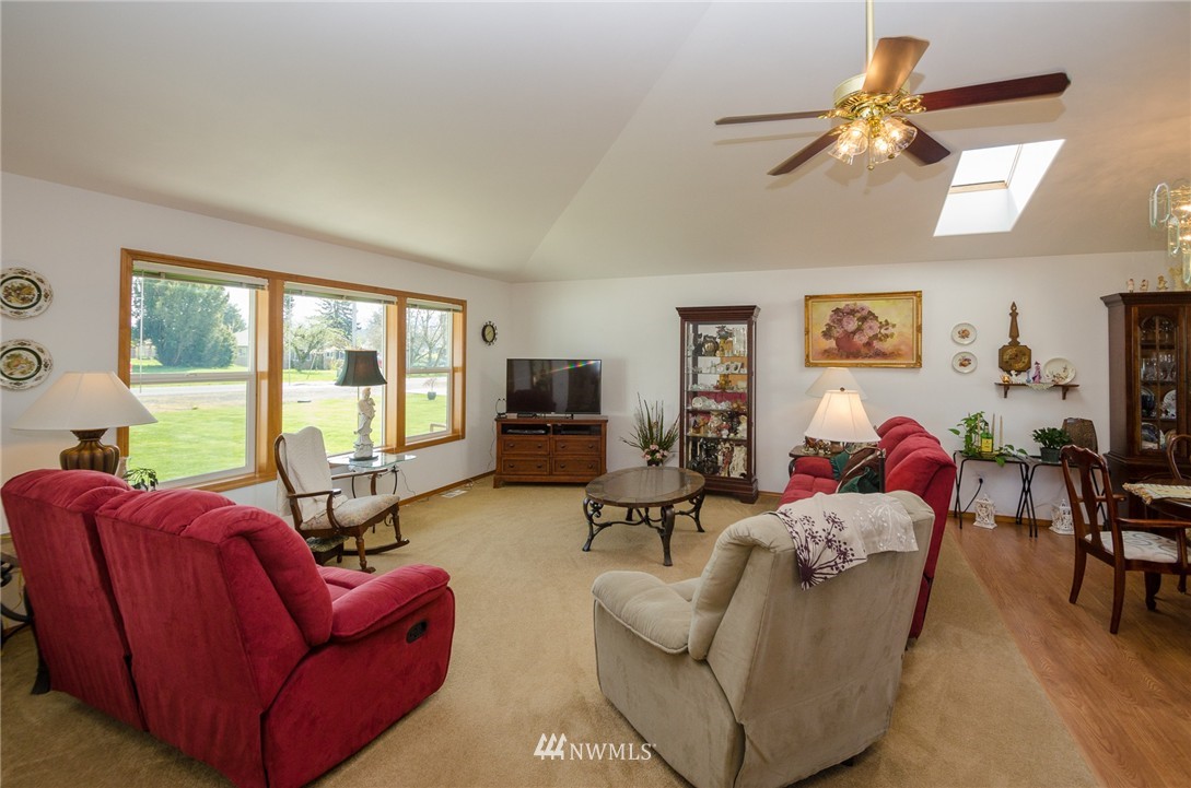 17 Godfrey Road Mossyrock, WA 98564 - Photo 4 of 23 Gallery Image 4