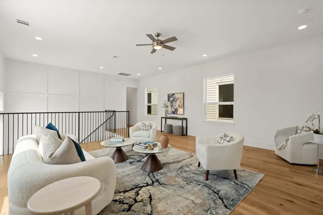 $1,299,999 | 710 Waverly Street, Unit D, Houston, TX 77007