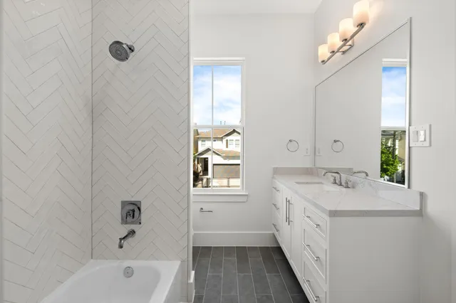 $1,299,999 | 710 Waverly Street, Unit D, Houston, TX 77007