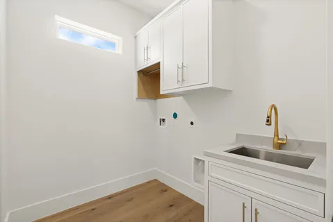 $1,299,999 | 710 Waverly Street, Unit D, Houston, TX 77007