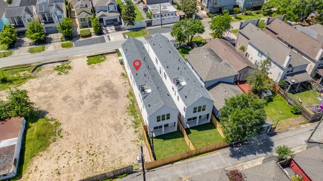 $1,299,999 | 710 Waverly Street, Unit D, Houston, TX 77007