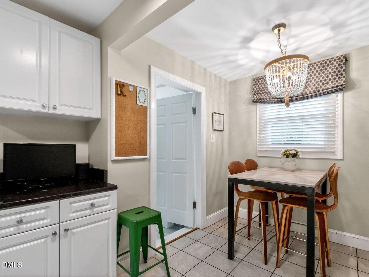 2705 Wayland Drive Raleigh, NC 27608 - Photo 16 of 30 016-1280x960-breakfast