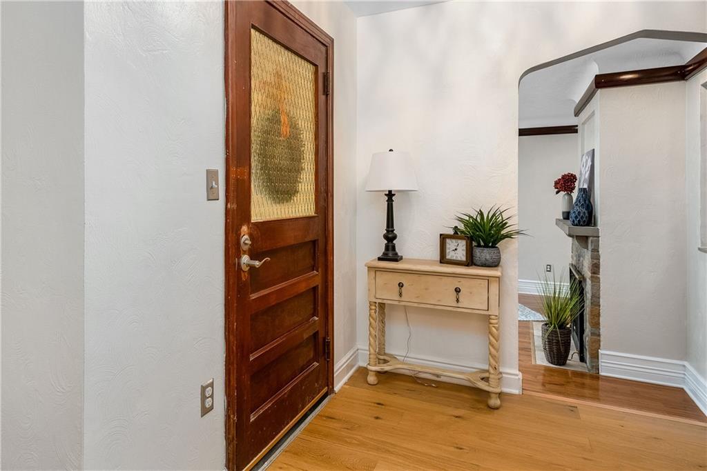 149 Three Degree Road Pittsburgh, PA 15237 - Photo 3 of 50 a room with a closet and a window