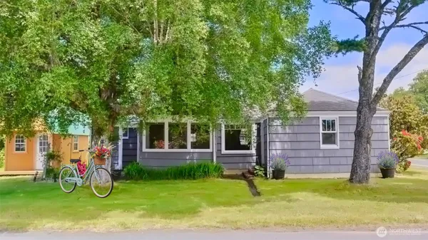 $295,000 | 212 12th Street South, Long Beach, WA 98631