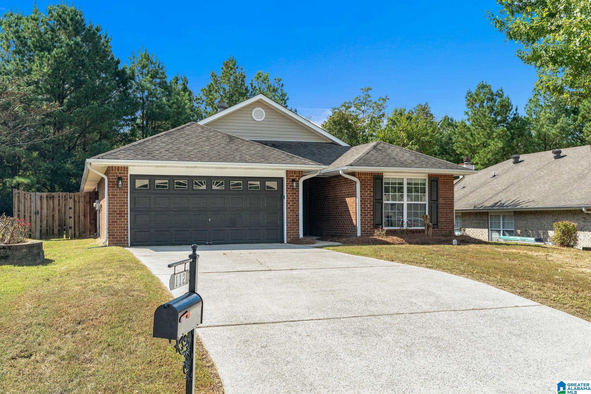 112 Ivy Trace Calera, AL 35040 - Photo 2 of 40