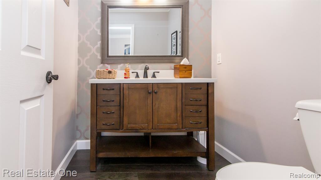 35280 Spring Hill Road Farmington Hills, MI 48331 - Photo 35 of 62
