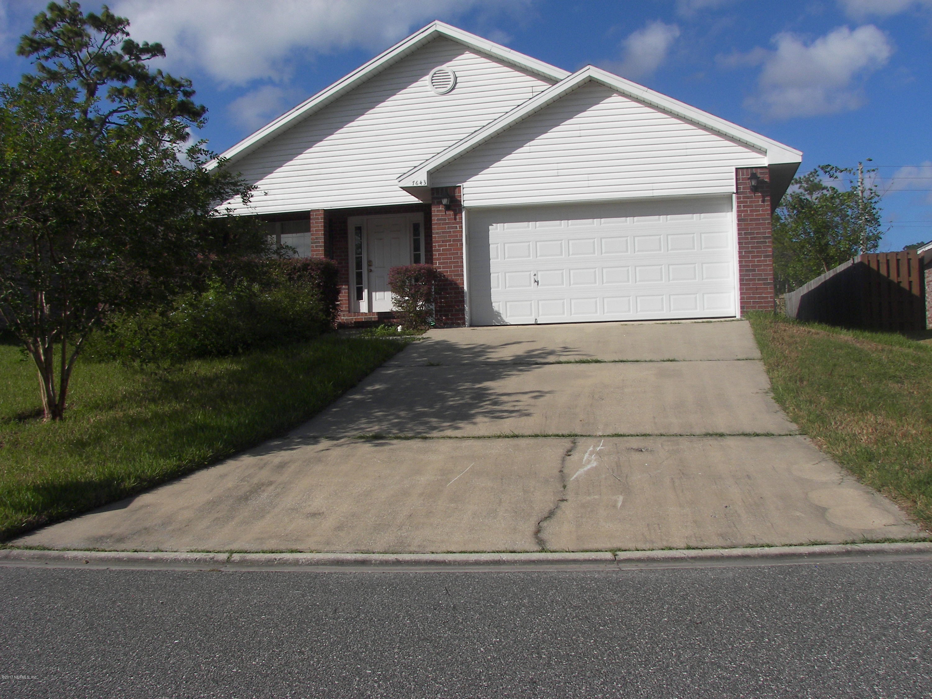 7643 Rudy Court Jacksonville, FL 32210 - Photo 3 of 23 100_3182