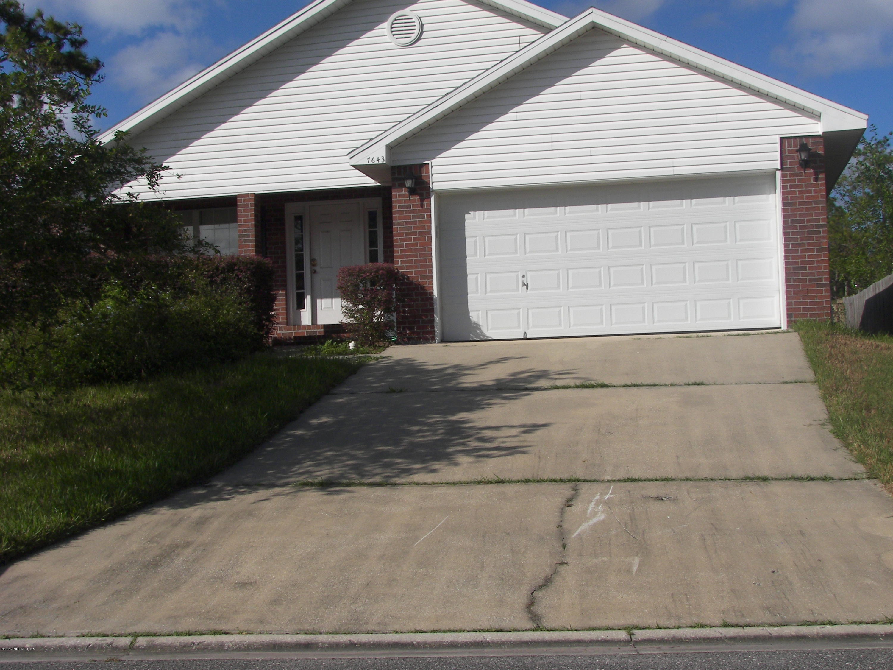 7643 Rudy Court Jacksonville, FL 32210 - Photo 4 of 23 100_3183