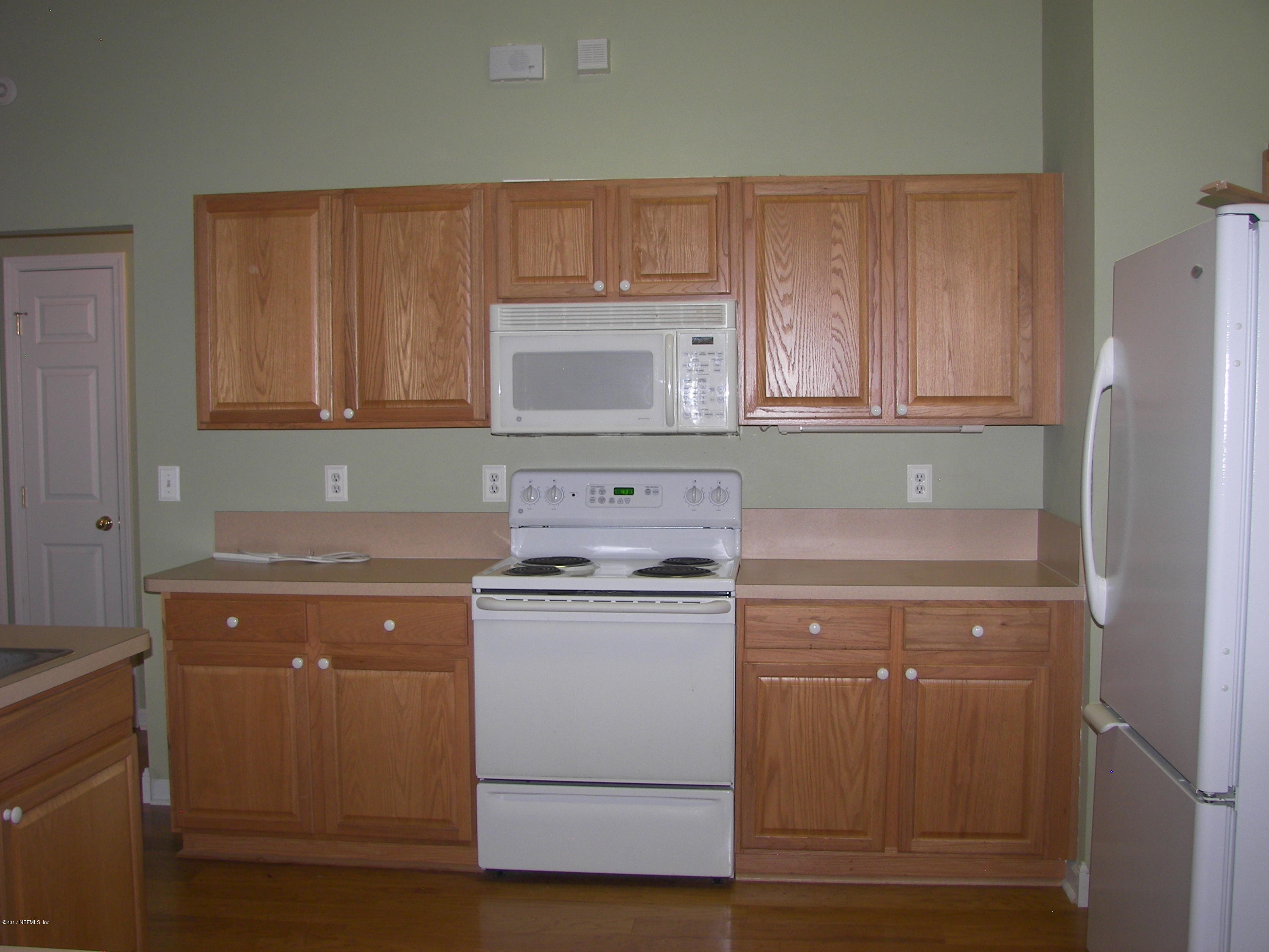 7643 Rudy Court Jacksonville, FL 32210 - Photo 7 of 23 100_3188