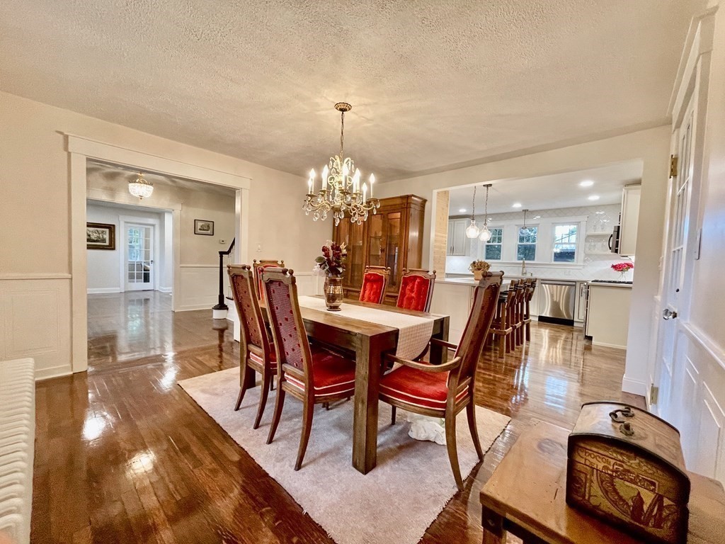 60 Ridge Road Milton, MA 02186 - Photo 11 of 41 Gallery Image 11
