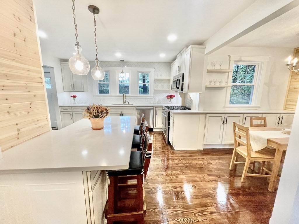 60 Ridge Road Milton, MA 02186 - Photo 15 of 41 Gallery Image 15