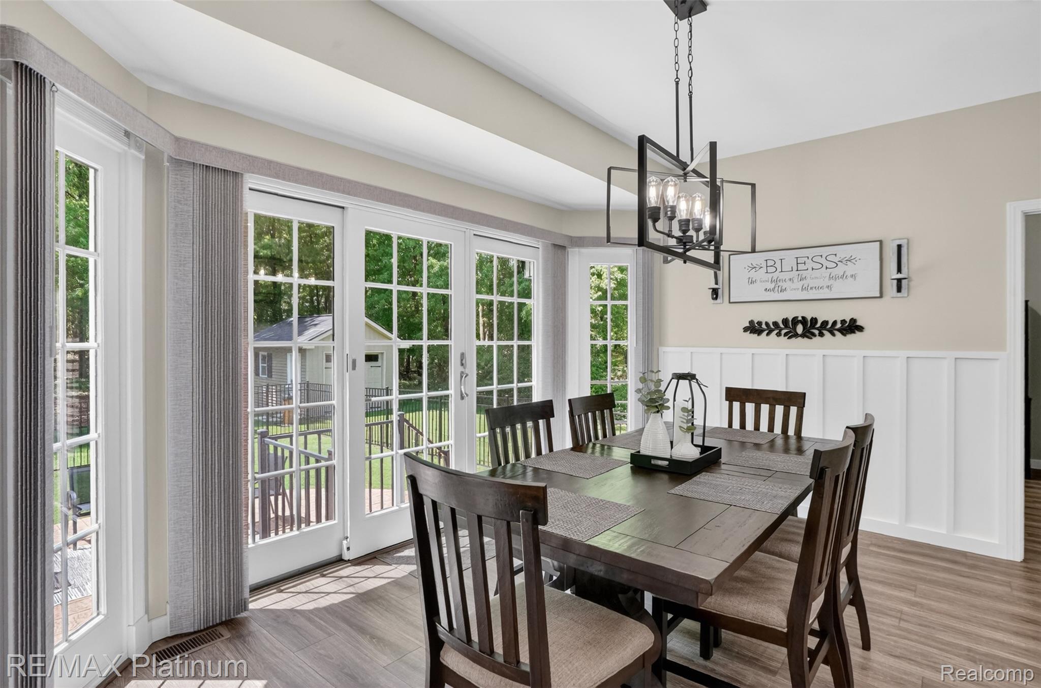 5060 Yax Pointe Drive Howell, MI 48843 - Photo 12 of 61 DSC04163.jpg