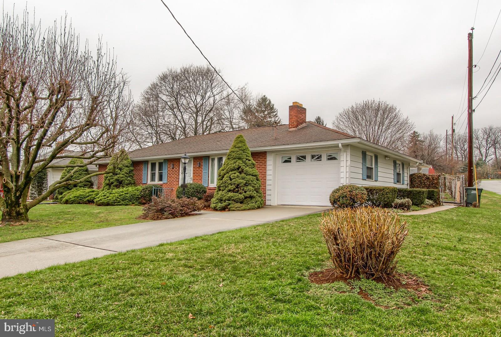 2057 Poplars Road York, PA 17408 - Photo 3 of 28 Gallery Image 3