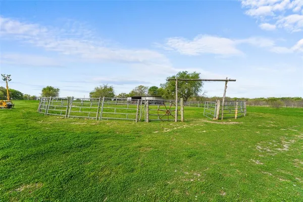 $640,000 | 9764 Cr 2422 Road, Rowlett, TX 75089