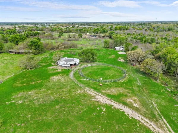 $640,000 | 9764 Cr 2422 Road, Rowlett, TX 75089