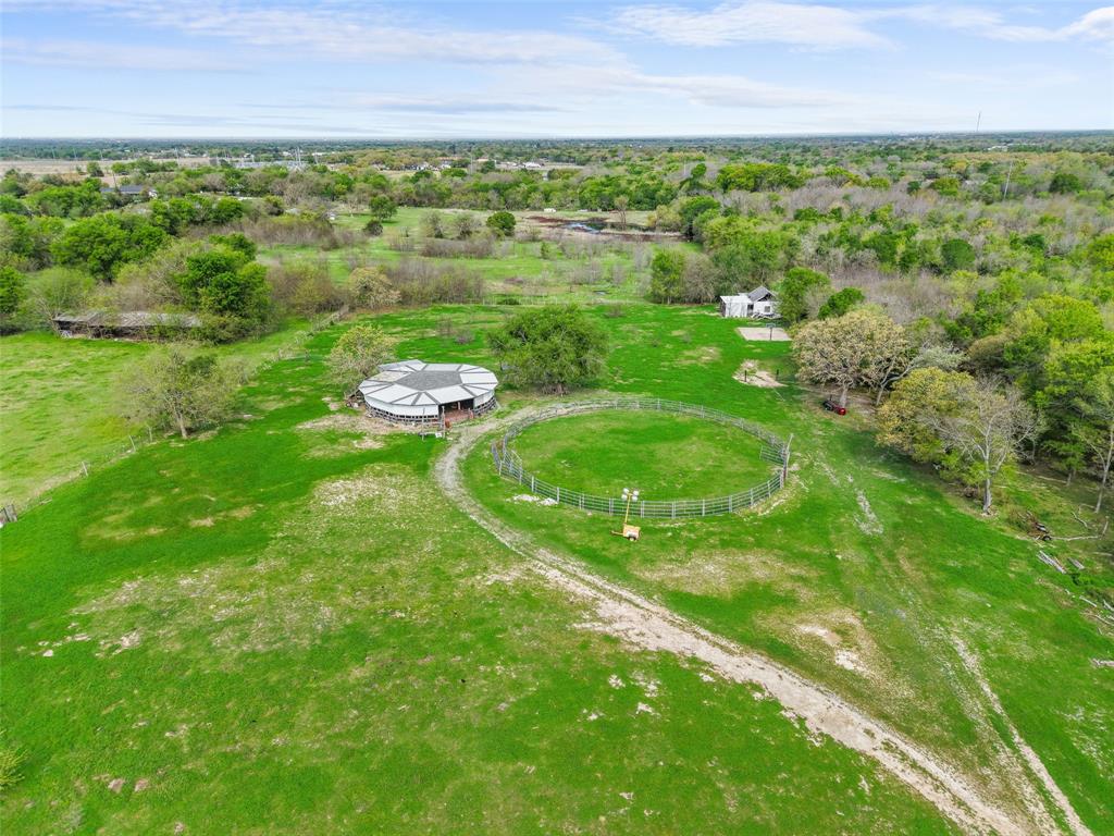 9764 Cr 2422 Road Rowlett, TX 75089 - Photo 5 of 25