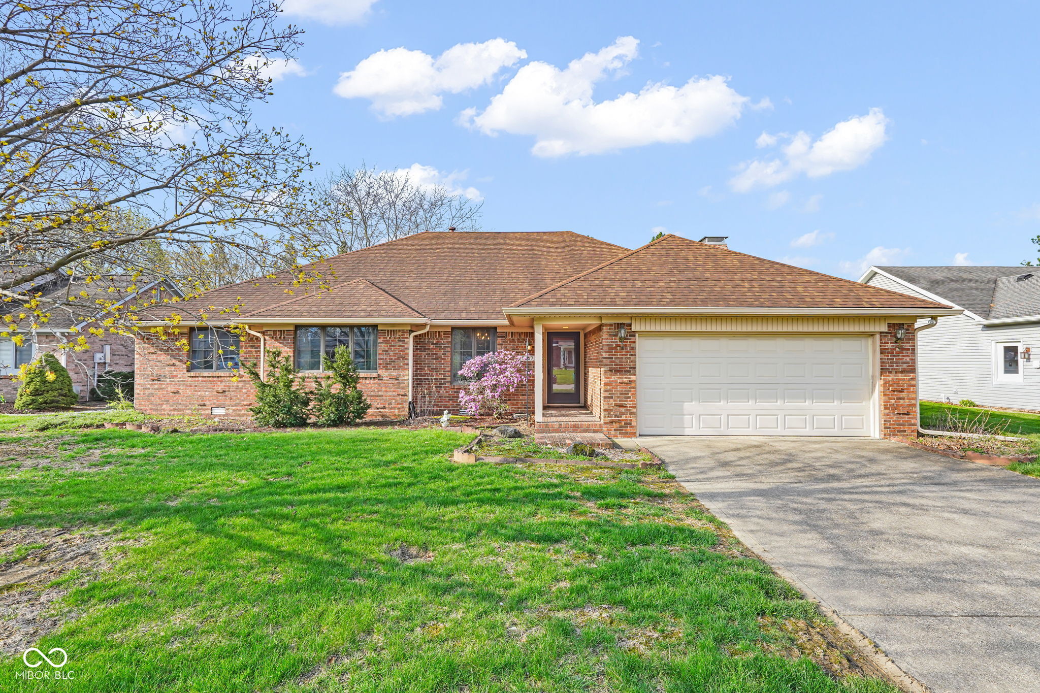 5697 RidgeHill Way Avon, IN 46123 - Photo 1 of 64 Gallery Image 1