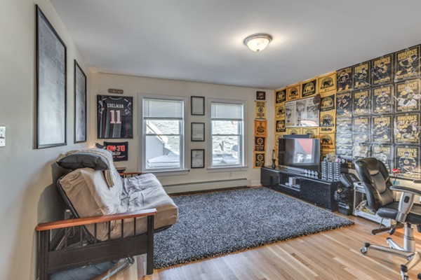 14 Harris Road Medford, MA 02155 - Photo 17 of 30 Gallery Image 17