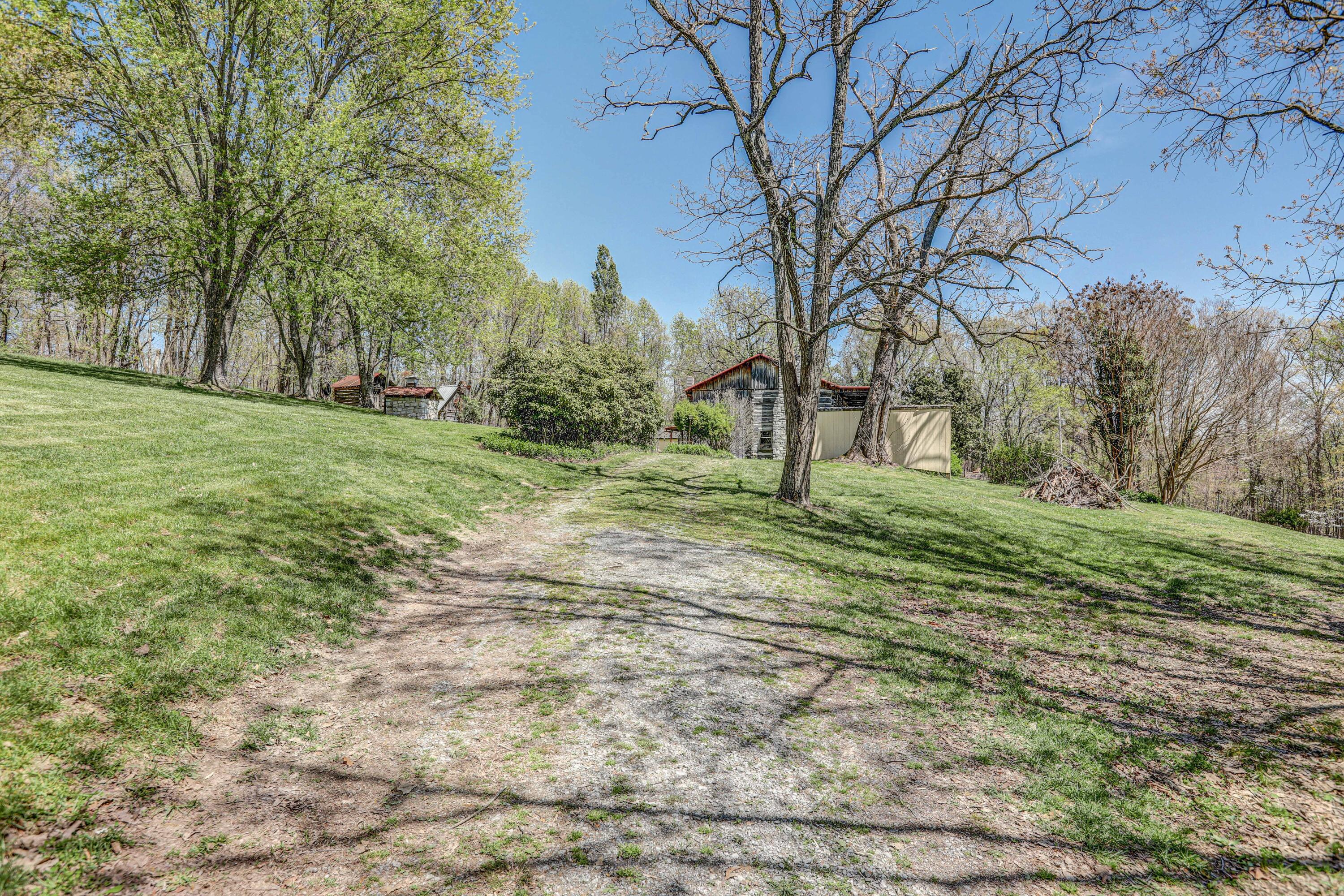 311 Magnolia Road Rogersville, TN 37857 - Photo 25 of 86 B42A3661_2_3_4_5