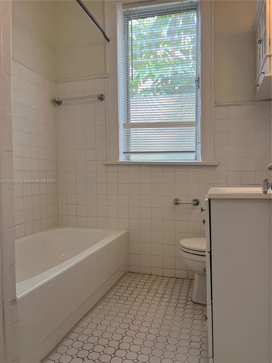 1361 Meridian Avenue, Unit 2 Miami Beach, FL 33139 - Photo 19 of 19