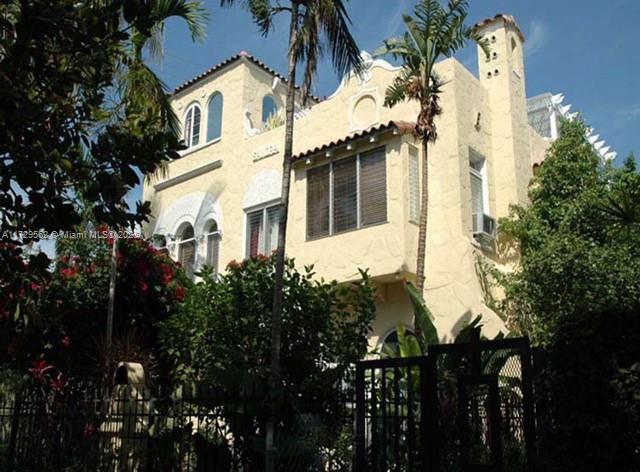 1361 Meridian Avenue, Unit 2 Miami Beach, FL 33139 - Photo 2 of 19