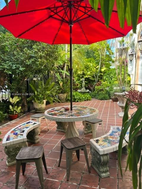 1361 Meridian Avenue, Unit 2 Miami Beach, FL 33139 - Photo 6 of 19