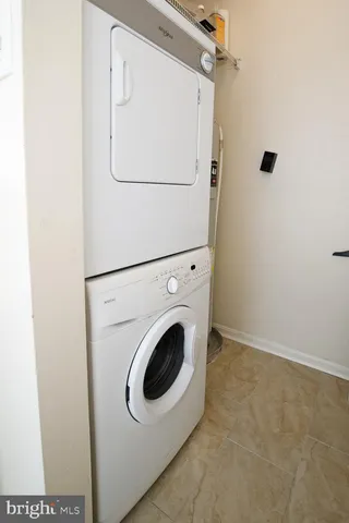 $2,300 | 1434 Potomac Avenue Southeast, Unit 4, Washington, DC 20003