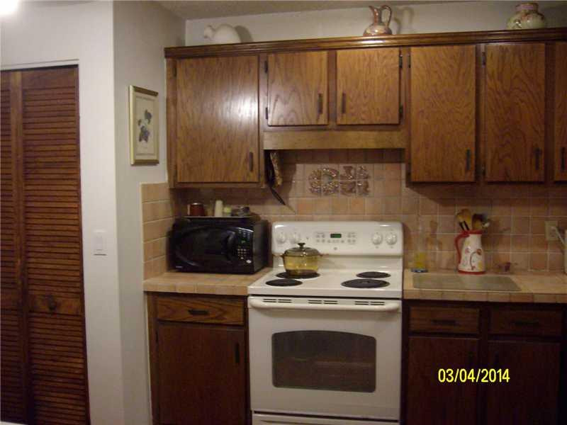 4435 Northwest 22nd Road, Unit 418 Coconut Creek, FL 33066 - Photo 7 of 15 Kitchen