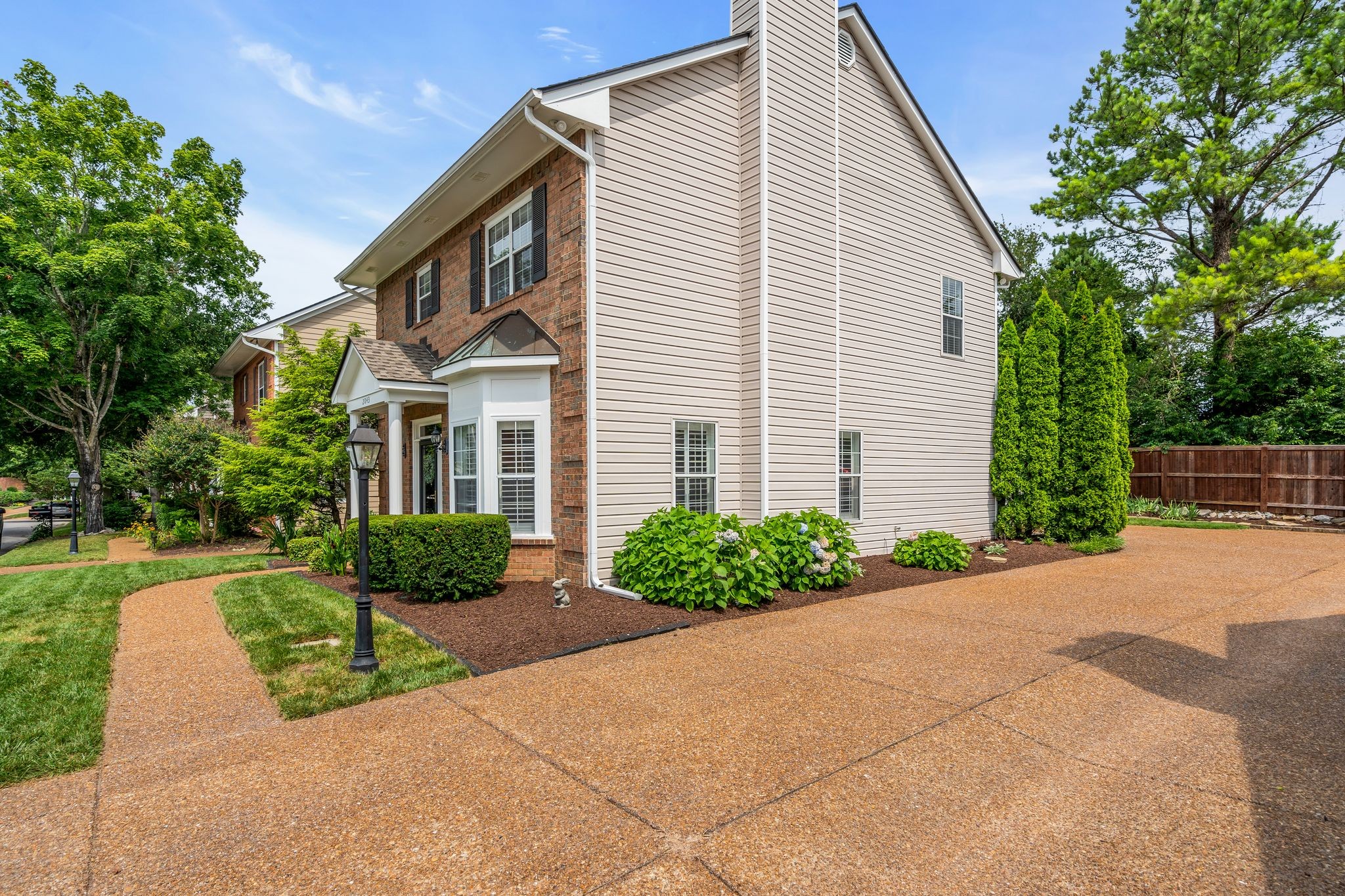 2043 Roderick Circle Franklin, TN 37064 - Photo 4 of 34 Gallery Image 4