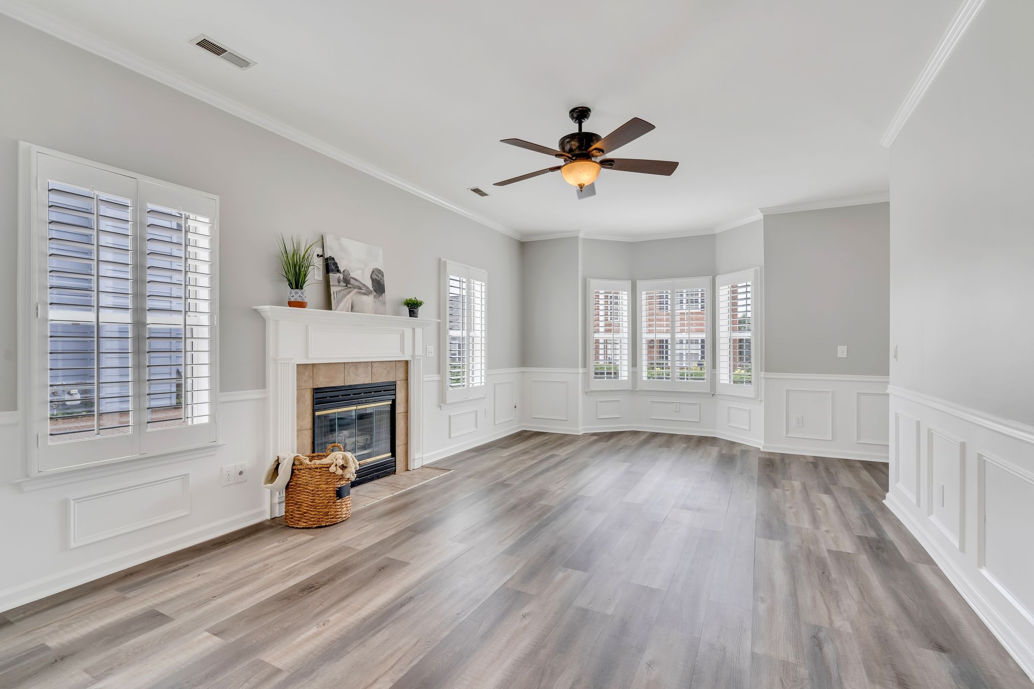 2043 Roderick Circle Franklin, TN 37064 - Photo 8 of 34 Gallery Image 8