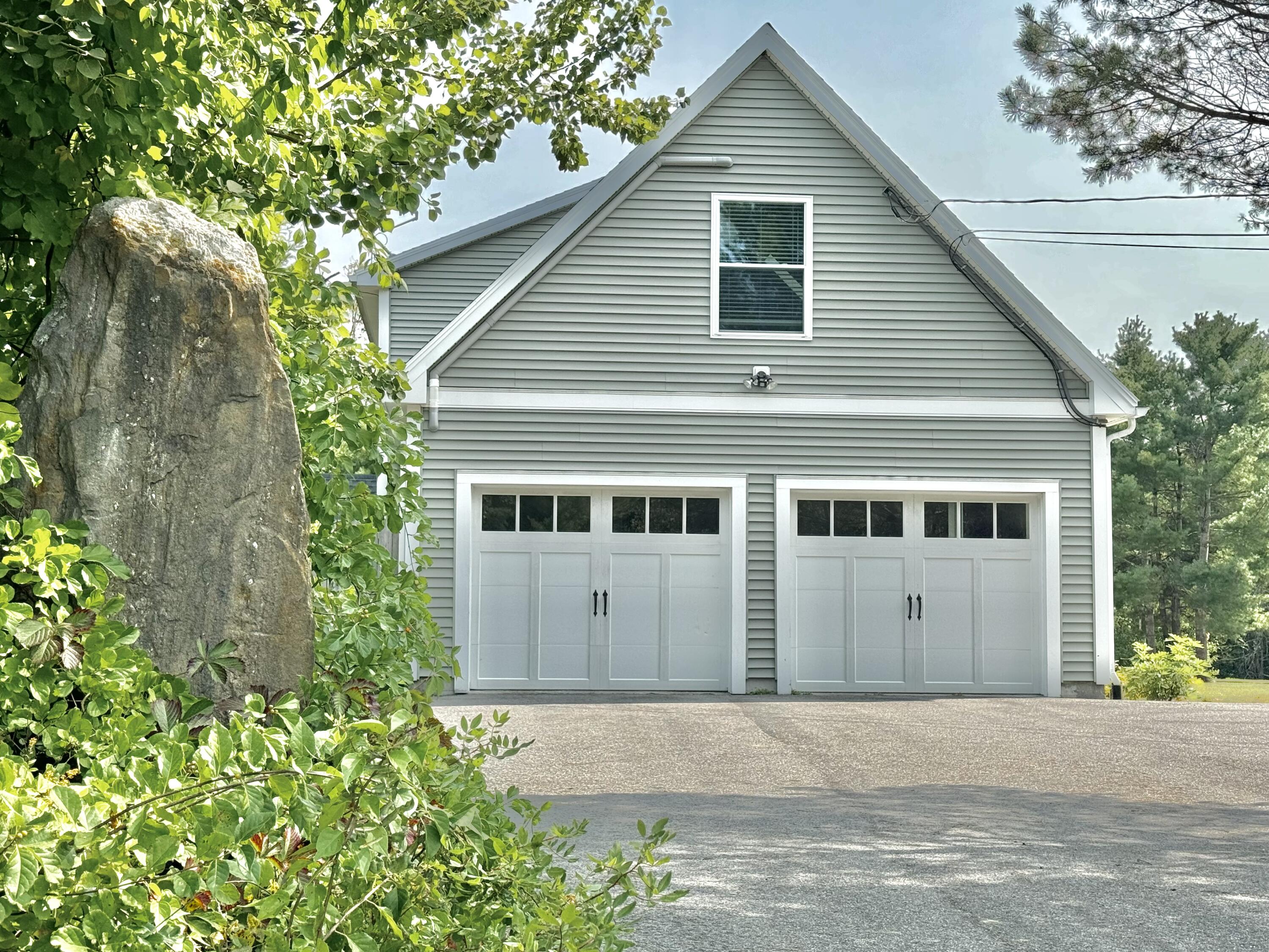 1260 Highway 1 Freeport, ME 04032 - Photo 3 of 52 IMG_4593