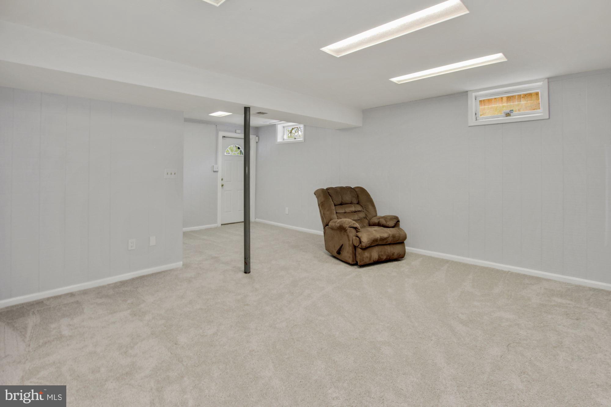 412 Belle Grove Road Gaithersburg, MD 20877 - Photo 28 of 41 Gallery Image 28
