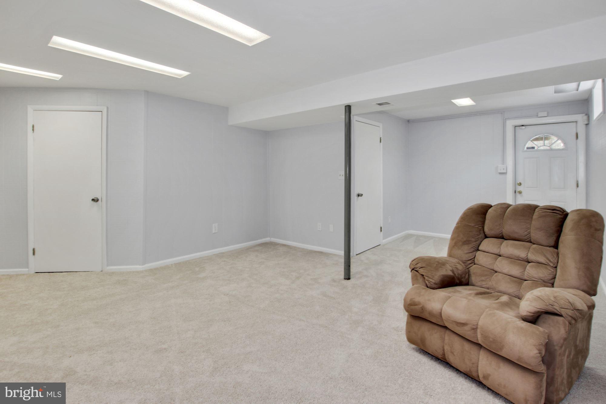412 Belle Grove Road Gaithersburg, MD 20877 - Photo 29 of 41 Gallery Image 29