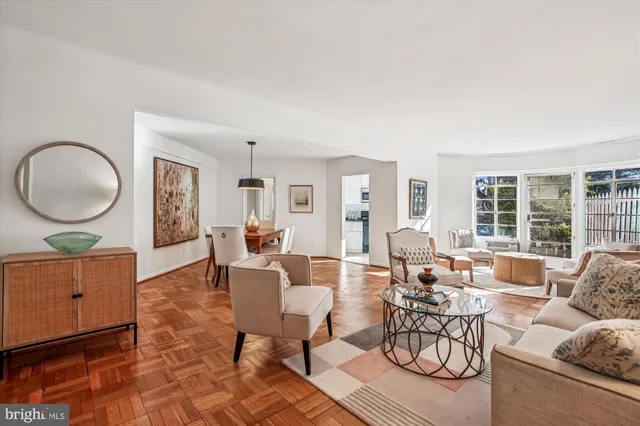 $389,000 | 2500 Q Street Northwest, Unit 112, Washington, DC 20007