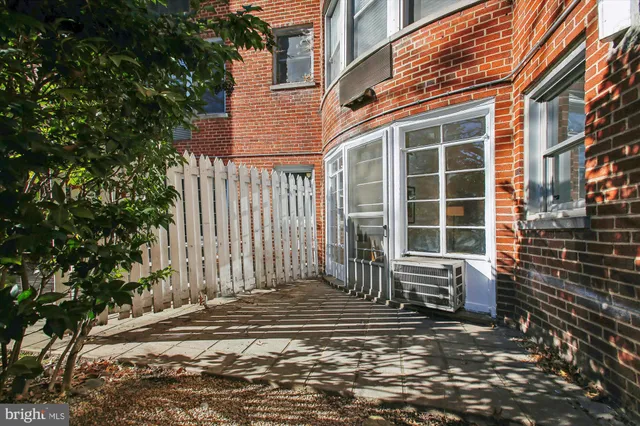 $389,000 | 2500 Q Street Northwest, Unit 112, Washington, DC 20007